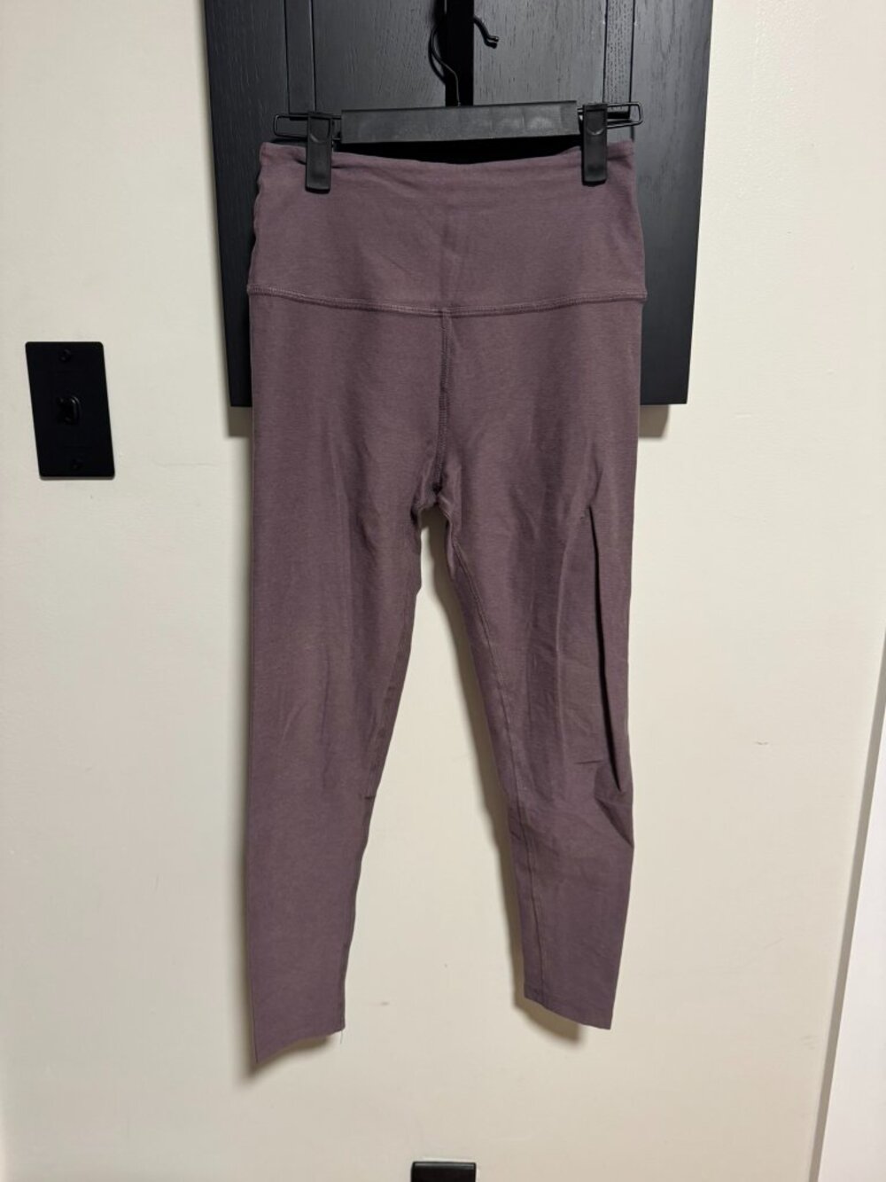 Beyond Yoga Caught in the Midi High-Waist Legging Size Small